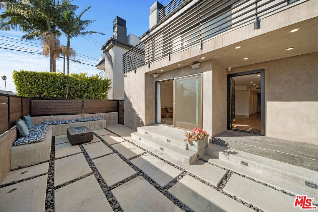 411 Grand Blvd 4BR Marina Del Rey La