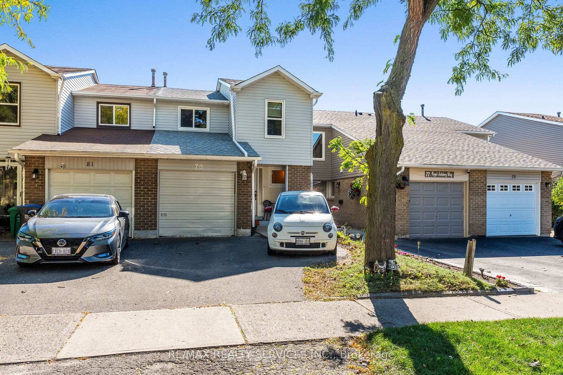This lovely freehold townhome in Central Brampton is the perfect starter home !