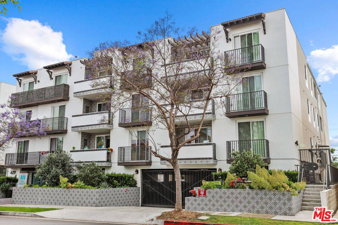 429 N Hayworth Ave 3BR Beverly Grove La