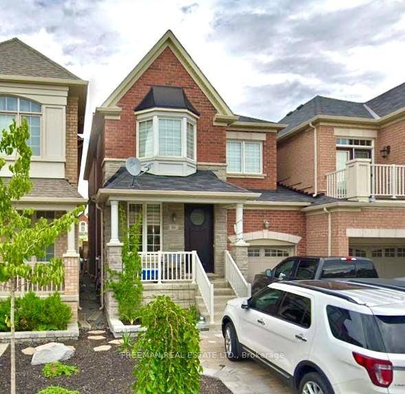 A Harmonious Haven on Mary Ellen Baker where Manhattan elegance meets Thornhill Woods tranquility in this one of a kind, upgraded and custom designed 4 bedroom, 4 bathroom masterpiece.