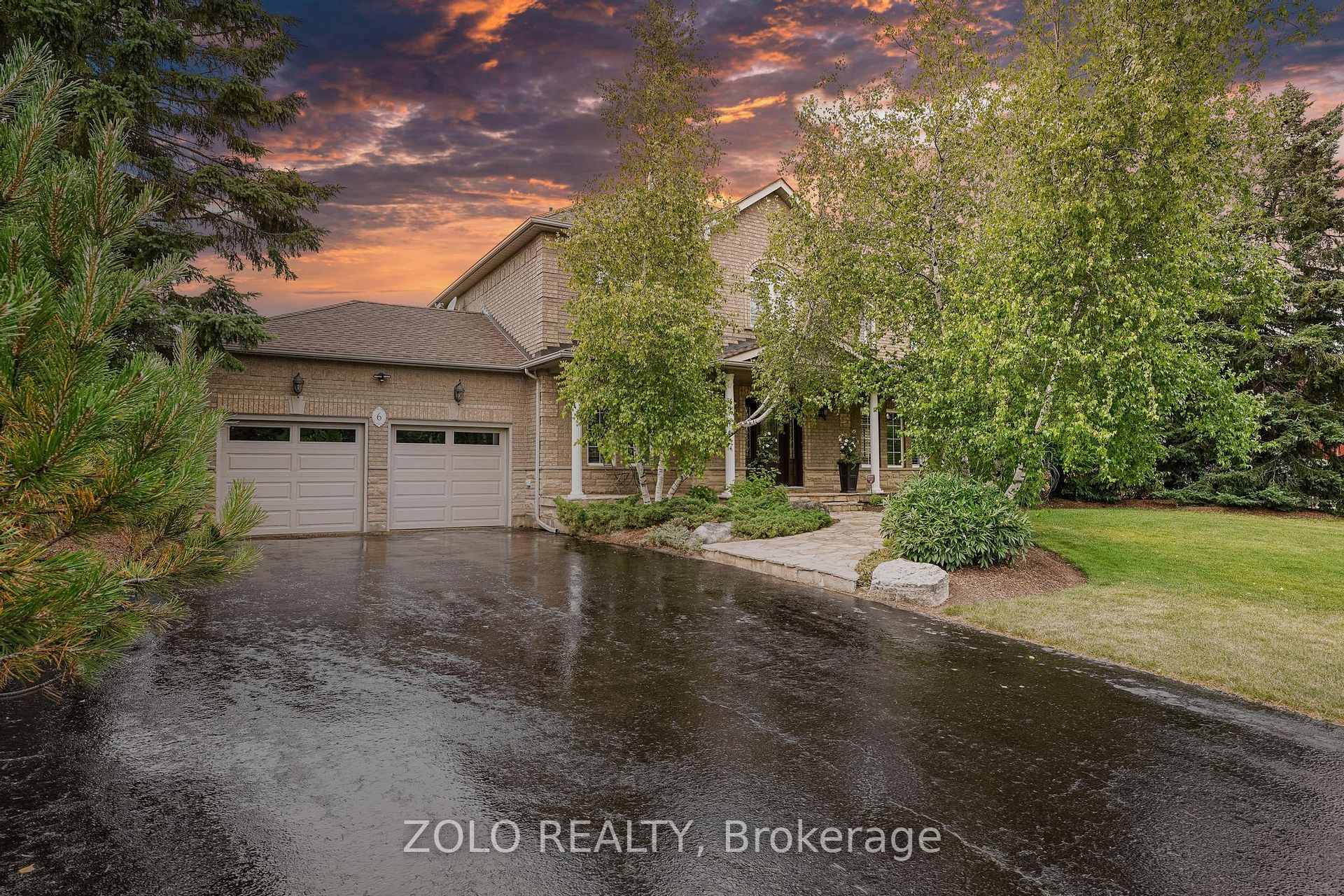 Welcome to 6 Massari St in Caledon Village a meticulously maintained 2 storey estate home offering 2500 sq ft above grade plus a fully finished basement with in law potential.