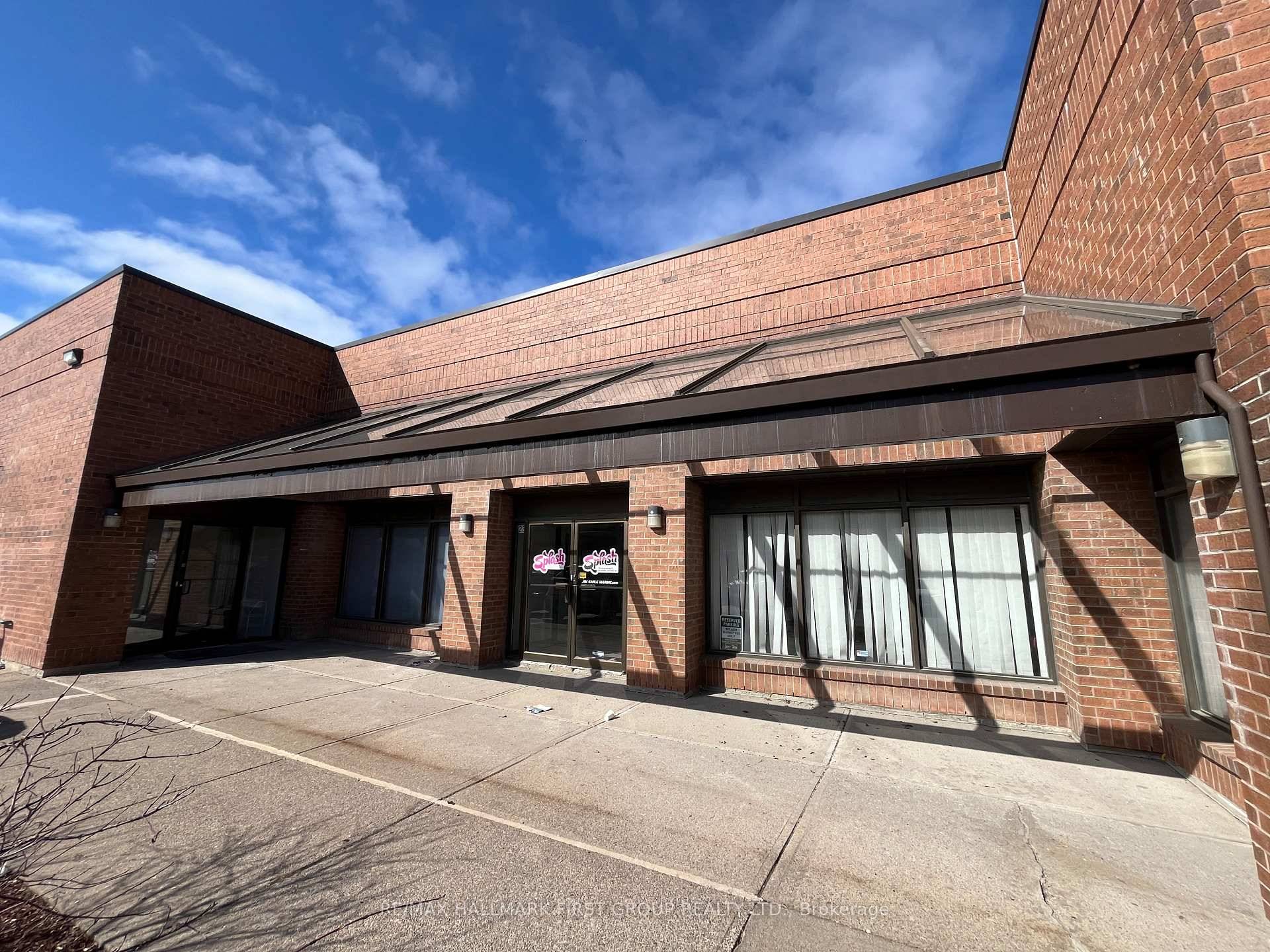 Nicely Finished Ground Floor Office Space W Small Warehouse.