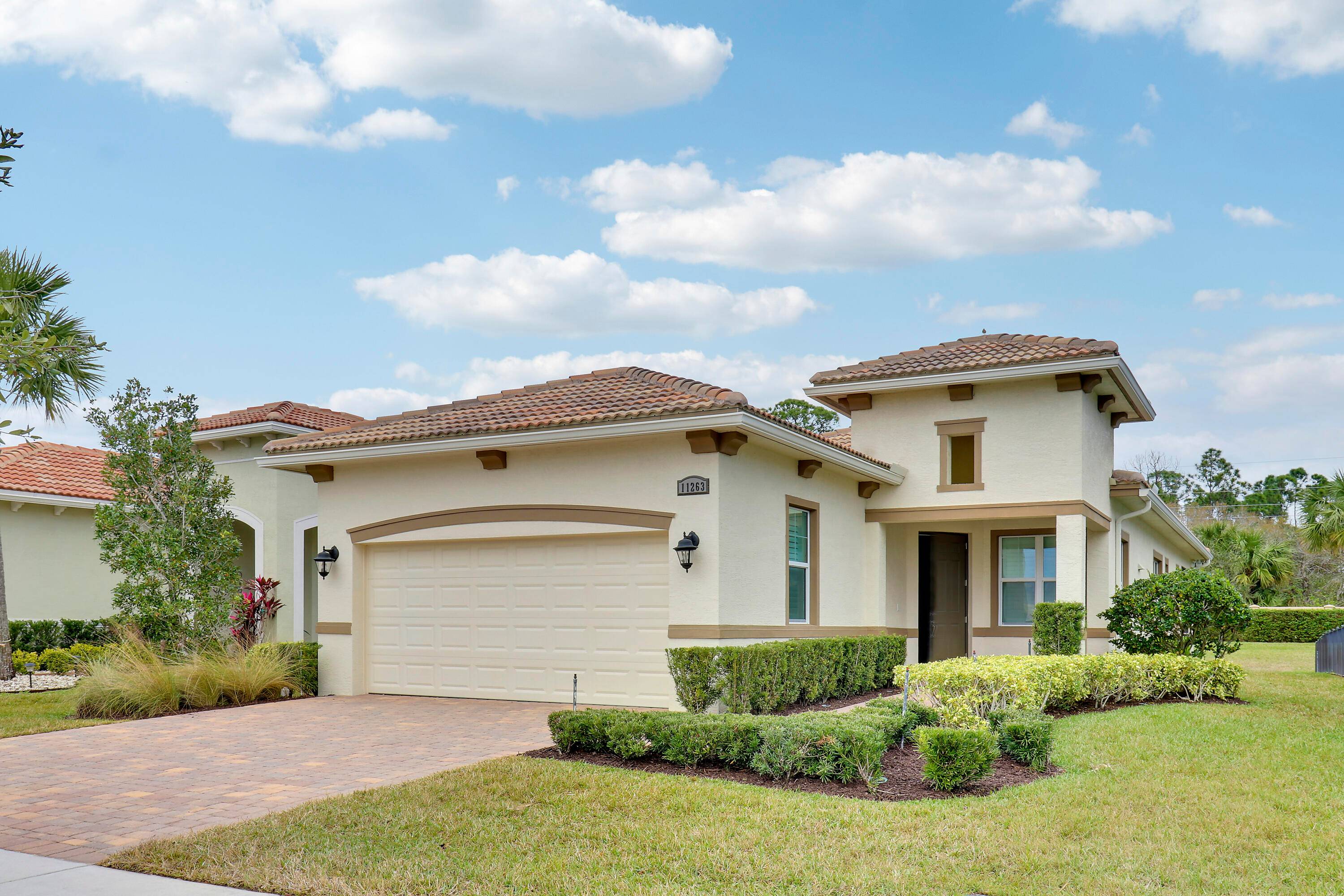 BETTER THAN NEW AND MOVE IN READY !