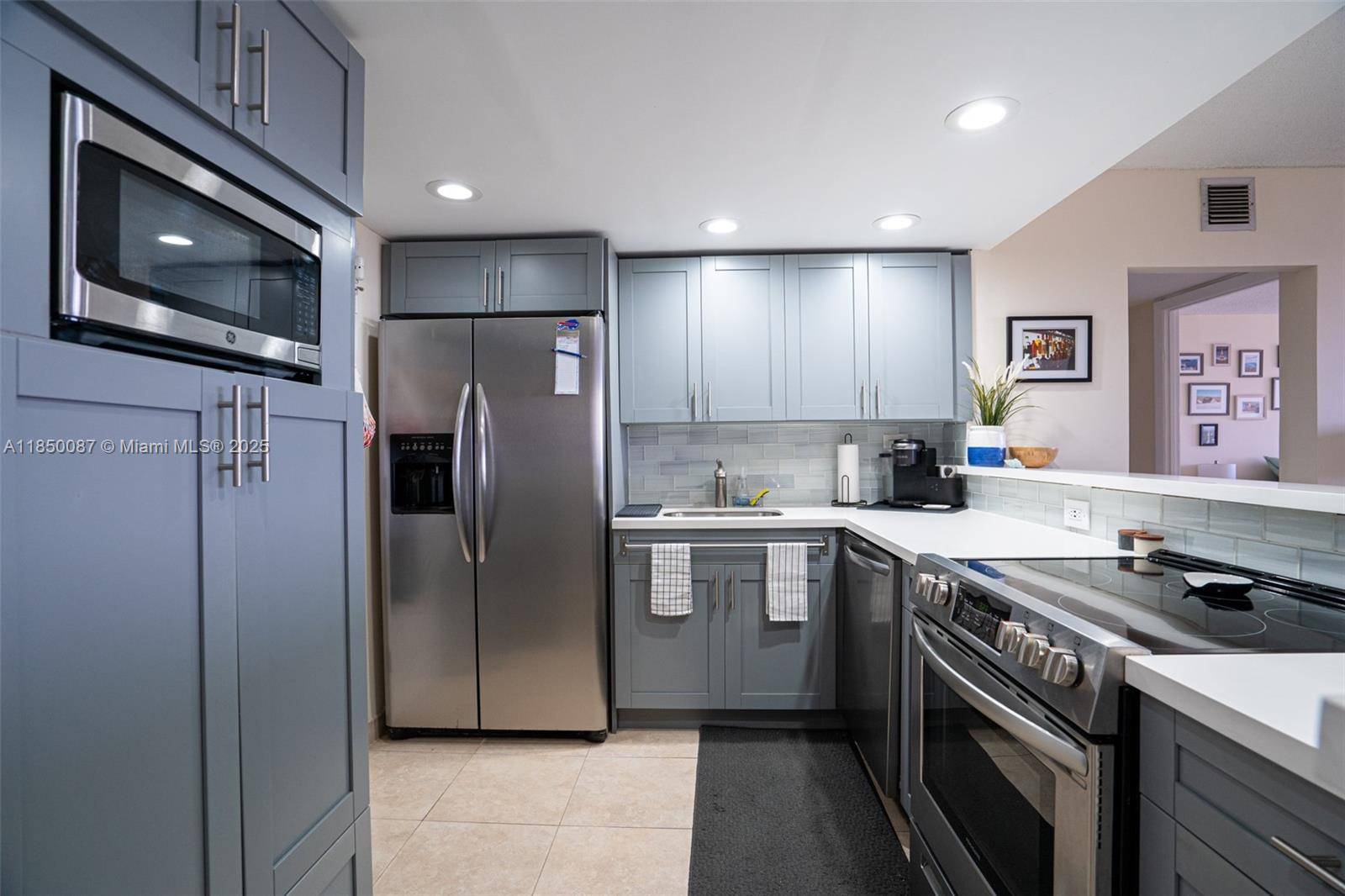 Enjoy breathtaking sunsets from the 10th floor balcony of this spacious 2 bed 2 bath condo with 1, 400 sq ft of elegant living space in the highly sought after ...