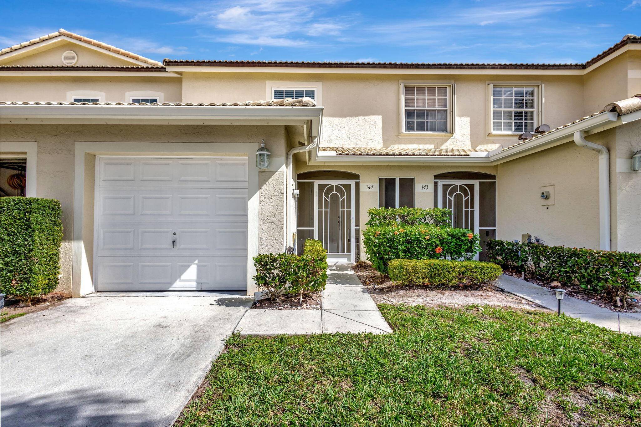 Look No further ! Absolutely beautiful and spacious, move in ready townhouse with a one car garage in the highly sought after gated community of Timberwalk.