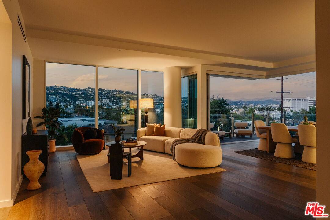 9000 W 3rd St 3BR Beverly Grove La