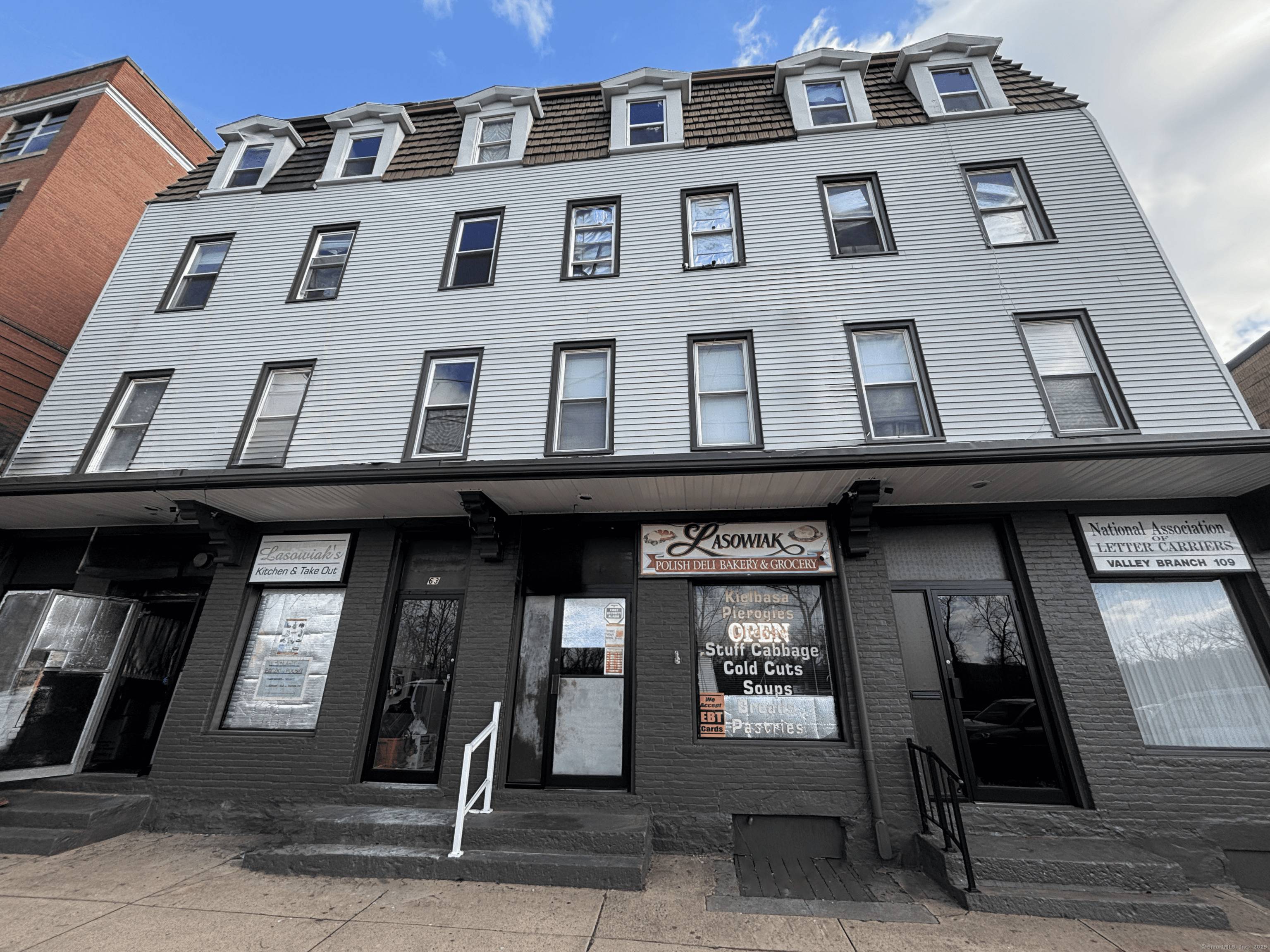 Mixed use investment opportunity in a high demand area of Derby, CT.