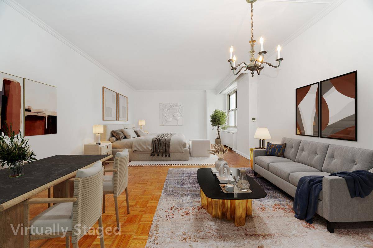 SUNNY AND QUIET HIGH FLOOR ALCOVE STUDIO WITH LOW MAINTENANCE !