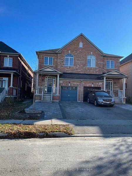 Well Maintained 1920 Sqft Semi Detached Home with 4 Bedrooms amp ; 4 Baths.