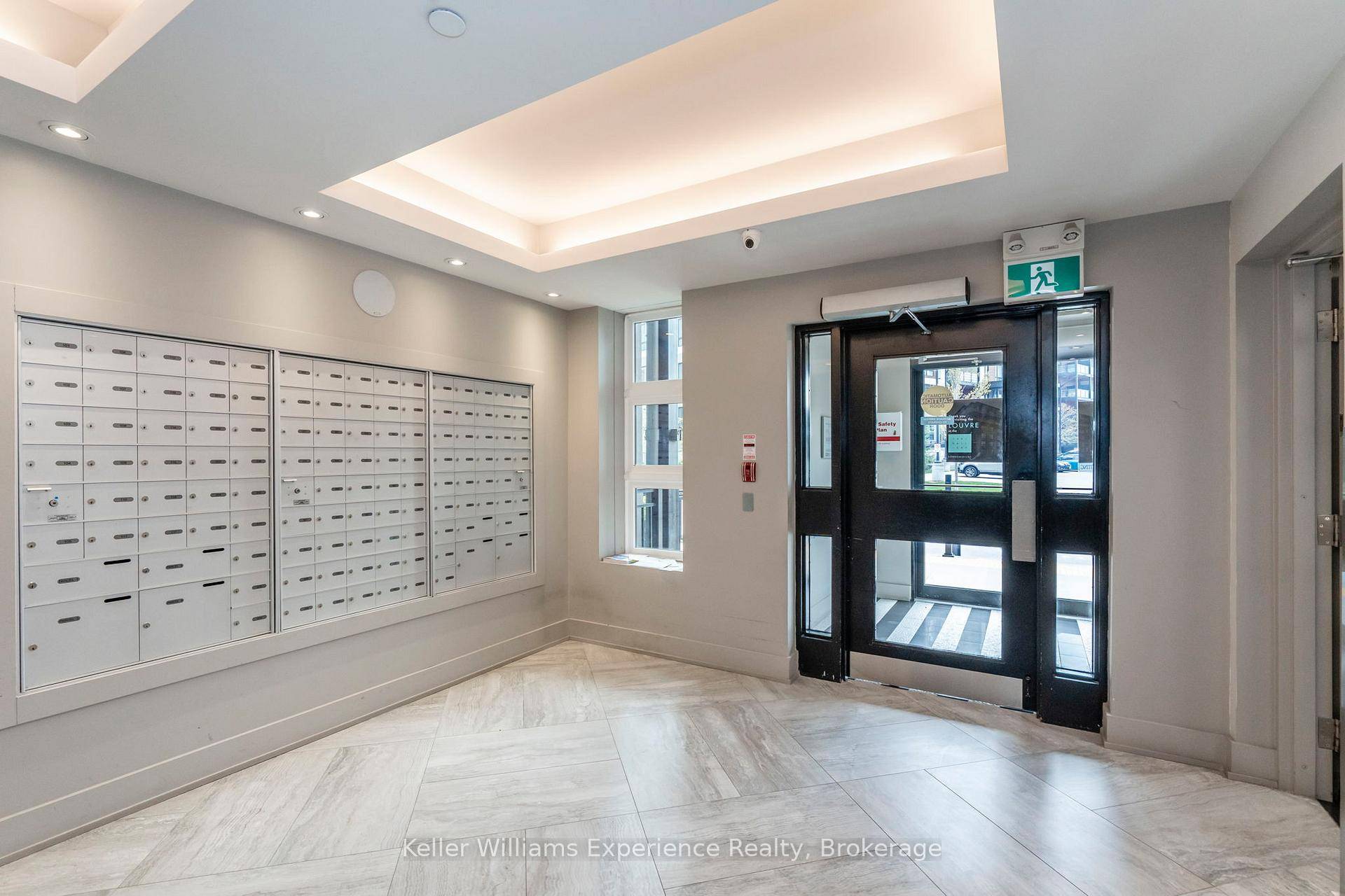 Welcome to 302 Essa Road, Unit 516, in the sought after Gallery building where modern style meets comfort and privacy.