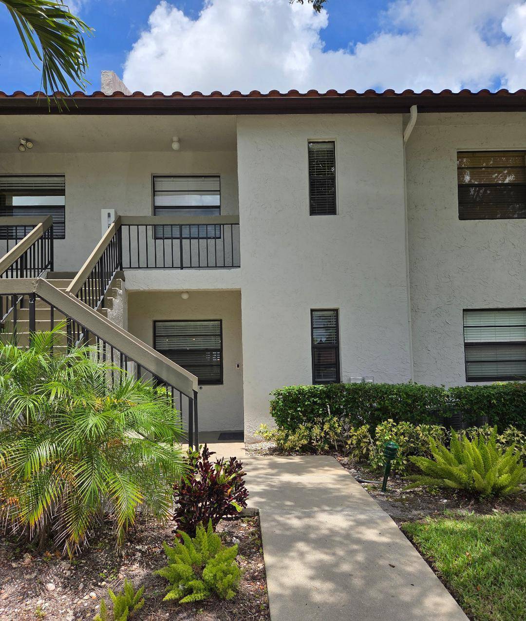 Welcome to Boca Lago ! This beautifully updated first floor condo features 2 bedrooms and 2 baths, perfectly positioned on the 4th hole of the golf course with breathtaking views.