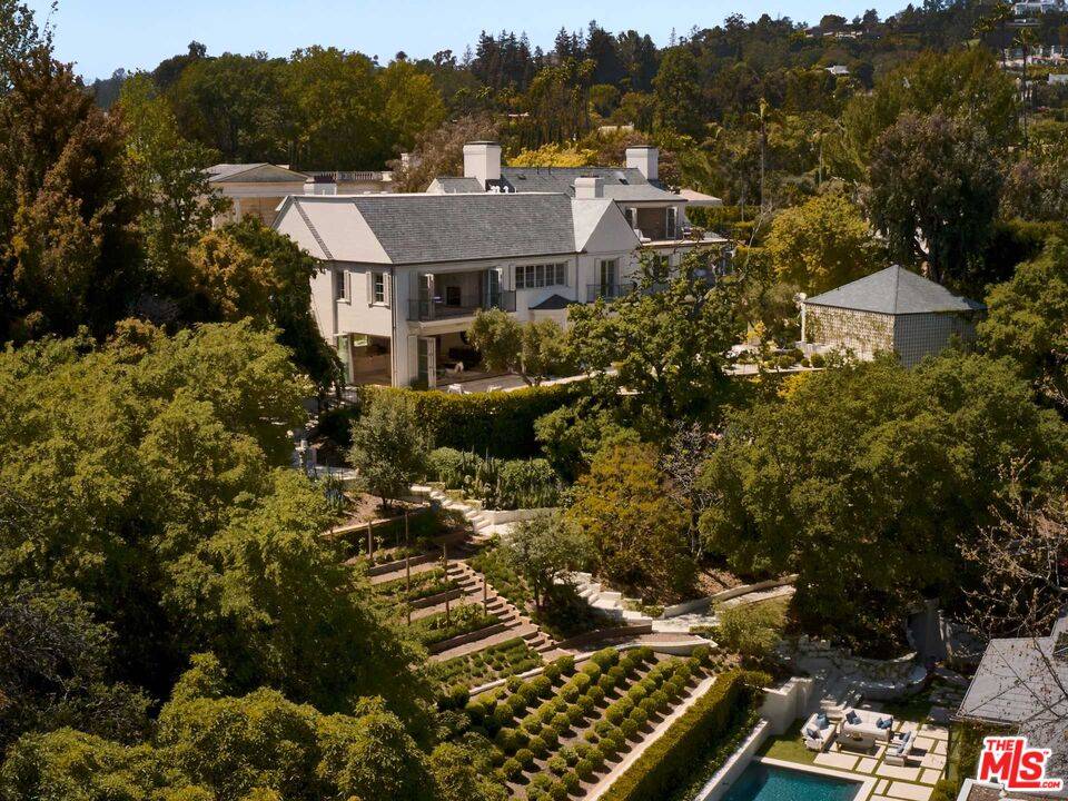 320   St Pierre Rd Bel Air LA