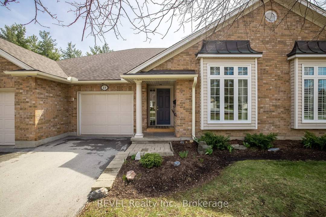 Welcome to this meticulously cared for brick bungalow in Glen Brooke Estates, offering 1, 360 sq ft of elegant main floor living in the heart of Niagara on the Lake.