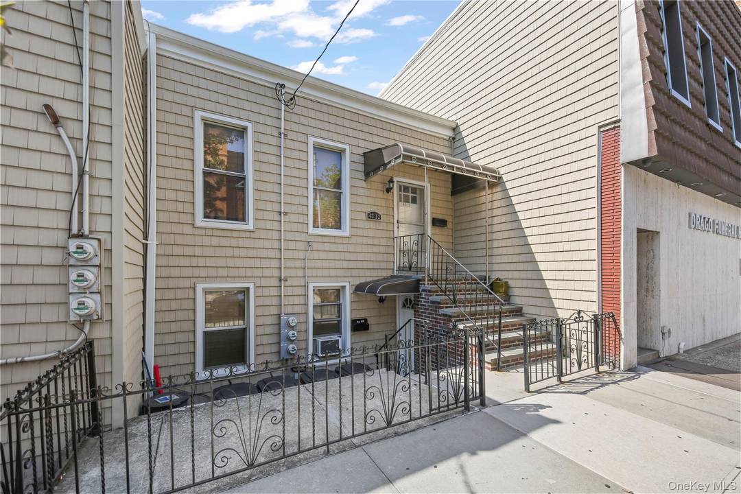 A well maintained two family residence situated just steps from 30th Avenue s bustling corridor.