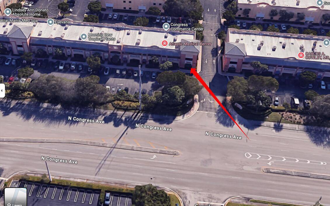 2000 sf Medical Office with 14 rooms and 2 bathrooms, reception and office space, has been used by chiropractor and physical therapist for 20 years.