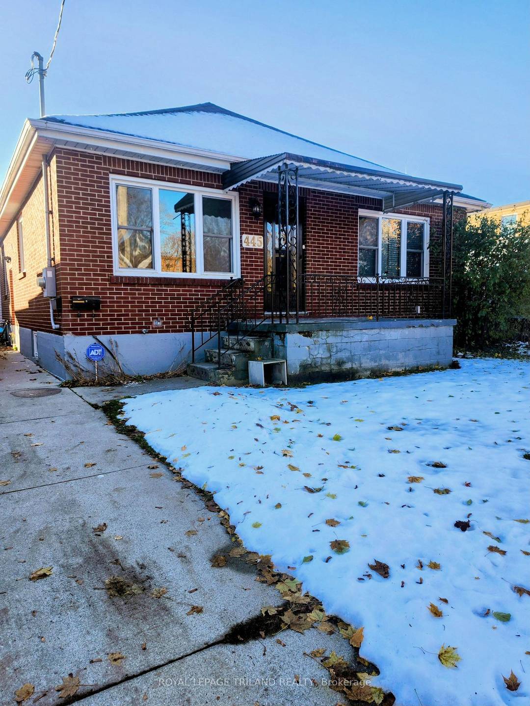 Located directly across from a beautiful park perfect for families and dog lovers alike, this charming red brick bungalow offers a 3 bedroom, 1 bath main level rental with en ...