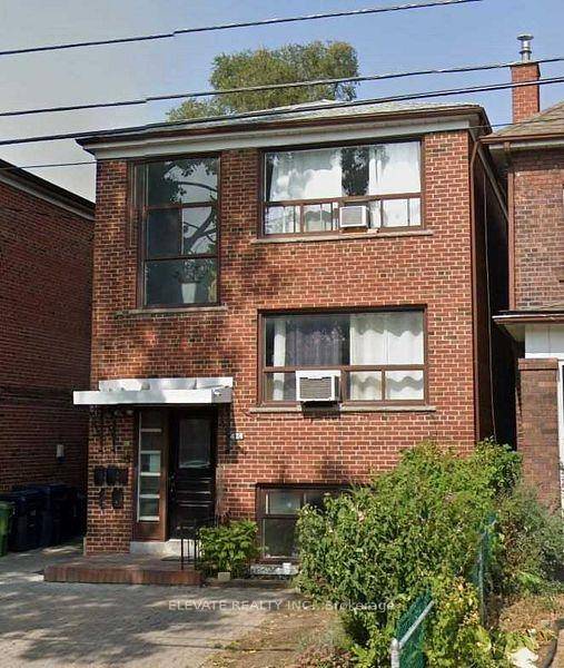 Fantastic amp ; Spacious 3rd Floor, 3 Bedroom Apartment Located In The Jane amp ; Dundas St W.