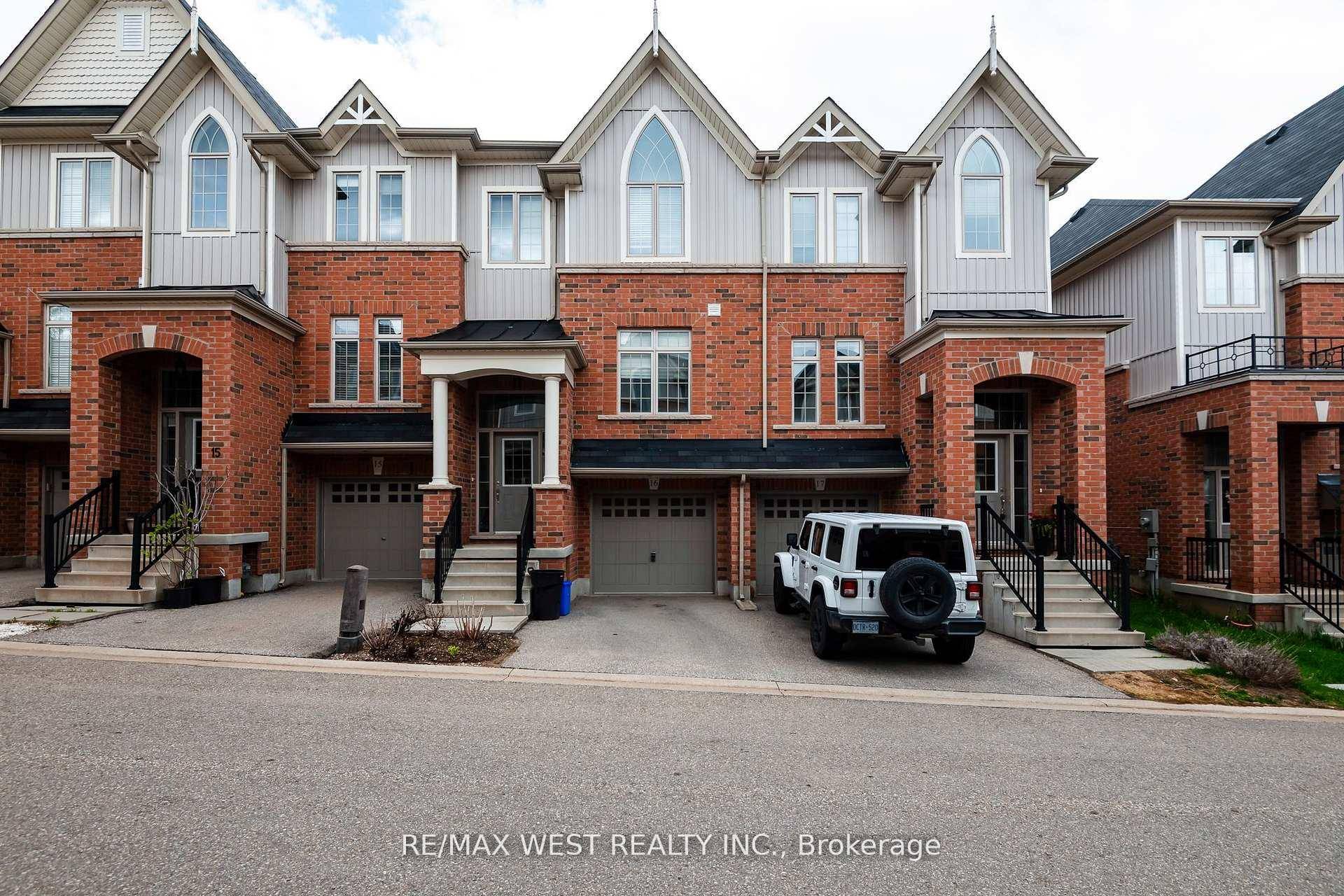 Stunning Renovation. SHOWS A.