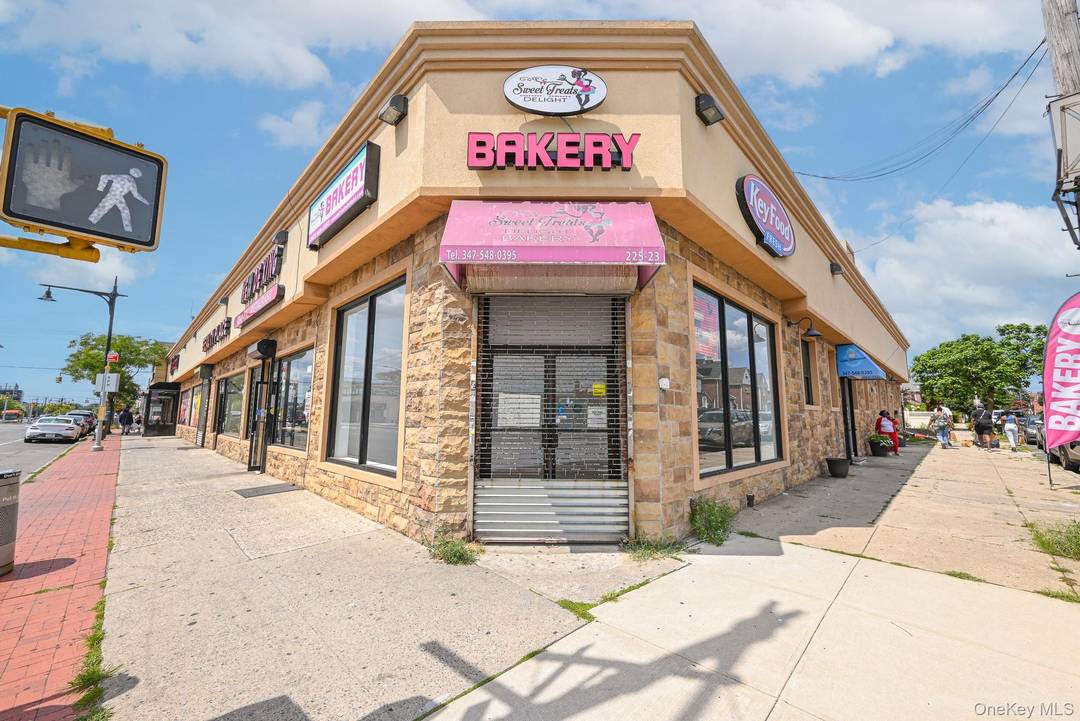 High exposure corner retail space in a vibrant, commuter favorable neighborhood.
