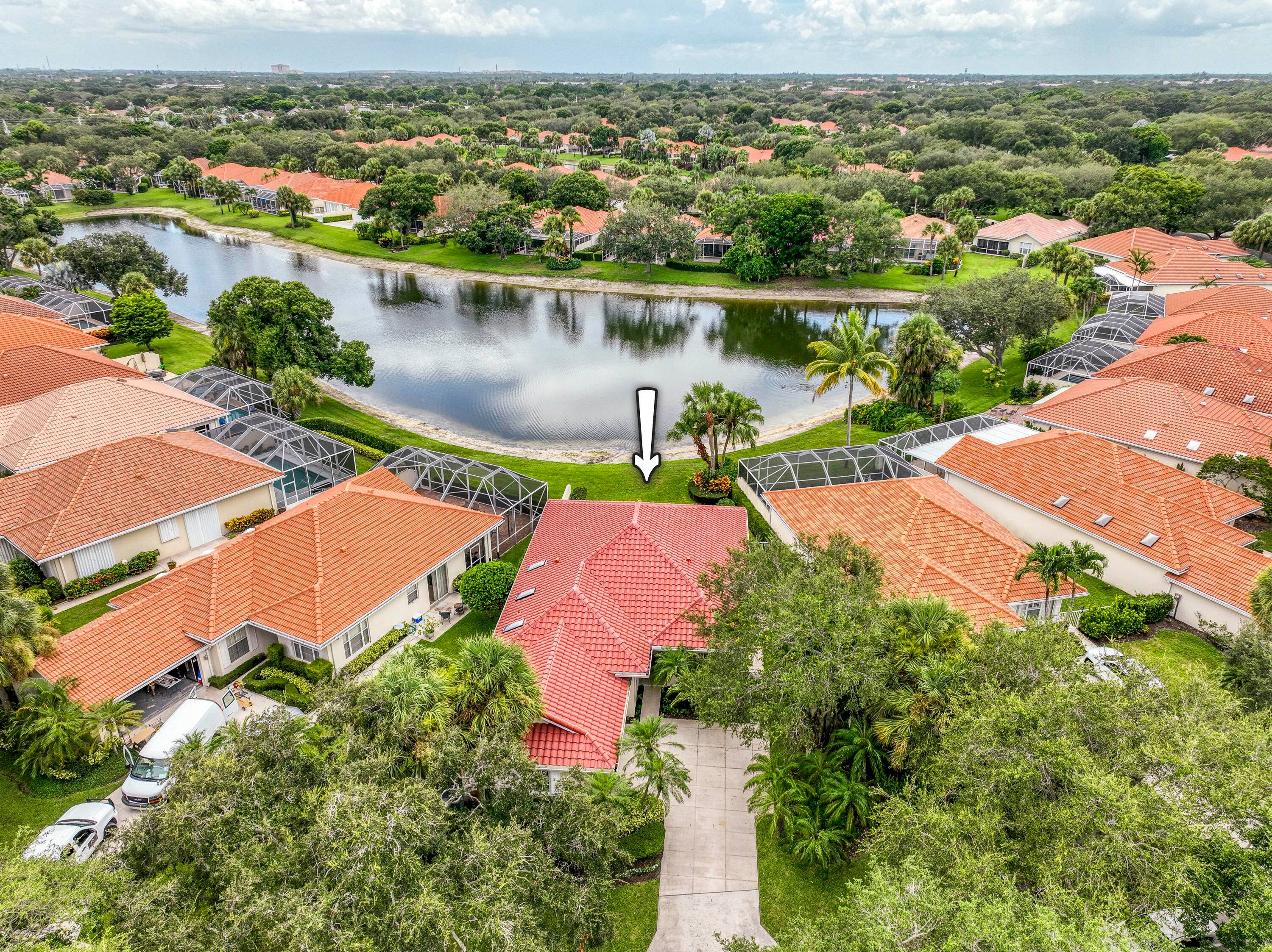 Be the first to put your personal touch on this fabulous and superior newly renovated single family home located in the premier family friendly community of Oaks East.