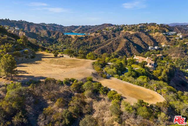 10701   Levico WAY Bel Air LA