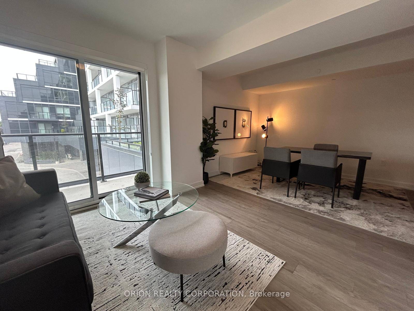 Bright amp ; Spacious 1Bed Den Condo with Parking at The Dylan.