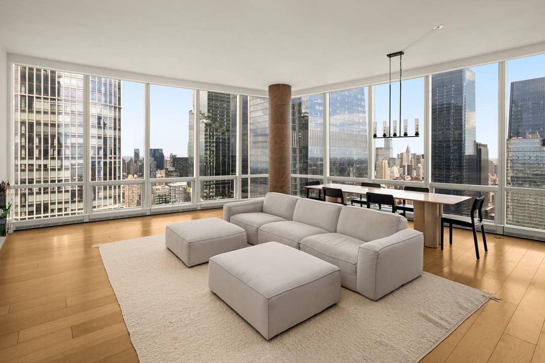 Living at 15 Hudson Yards isn't just about the home it's about access to amenities that rival the finest resorts in the world.