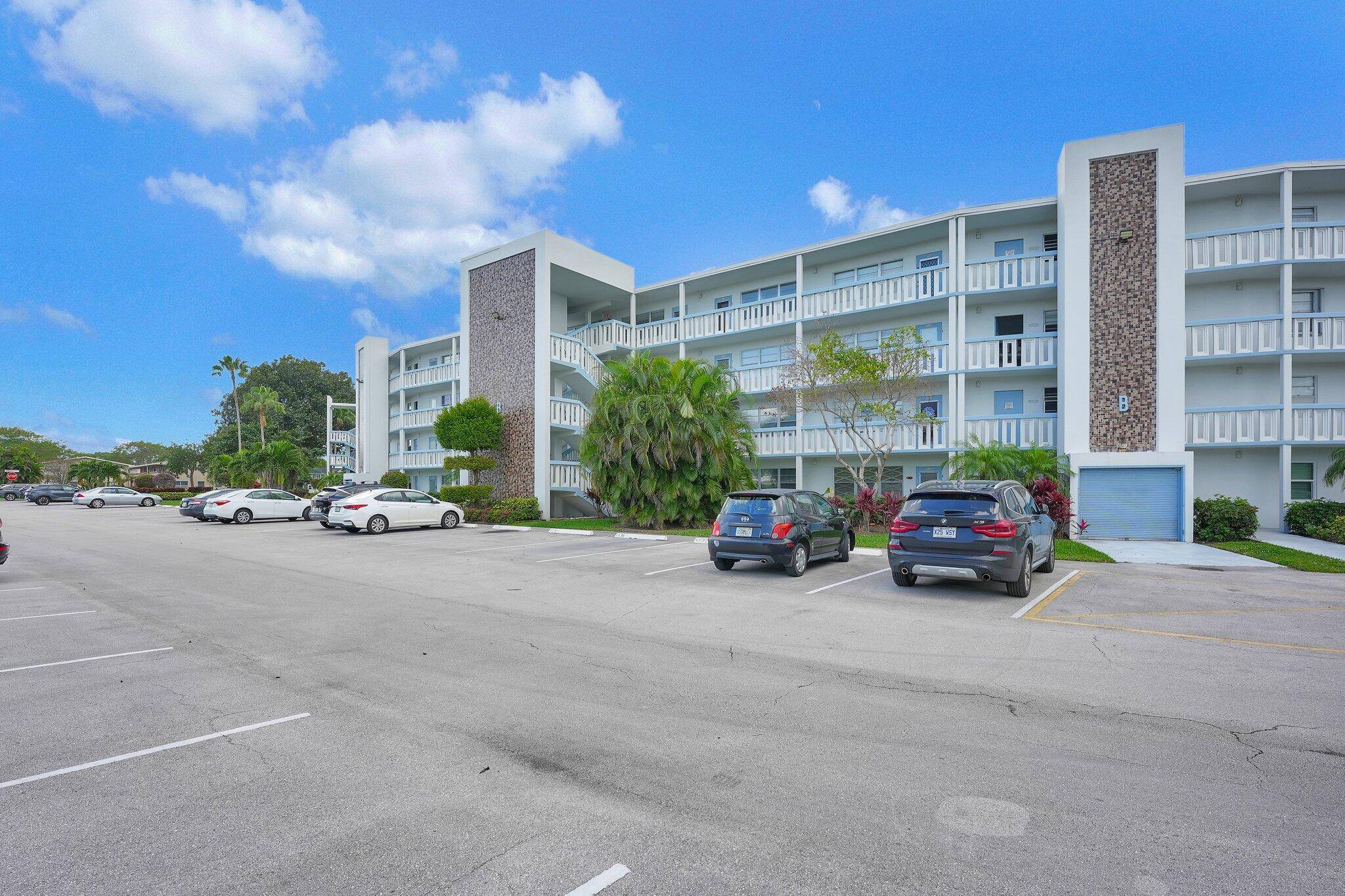 This beautifully updated 2 bedroom, 1.