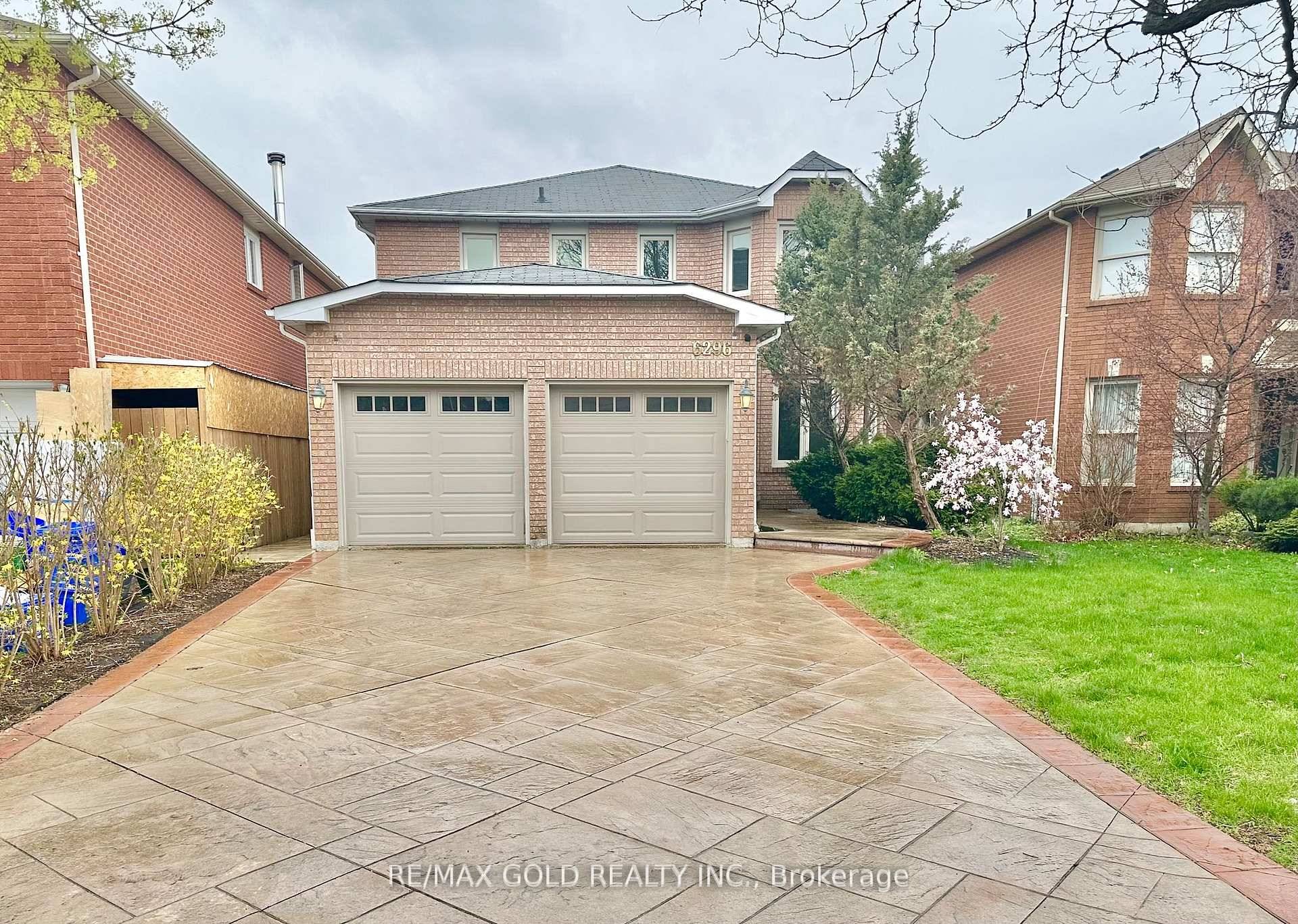 See 3D Tour Step Into Your Dream Home With This Exquisitely Renovated Detached Property Designed For Discerning Taste.