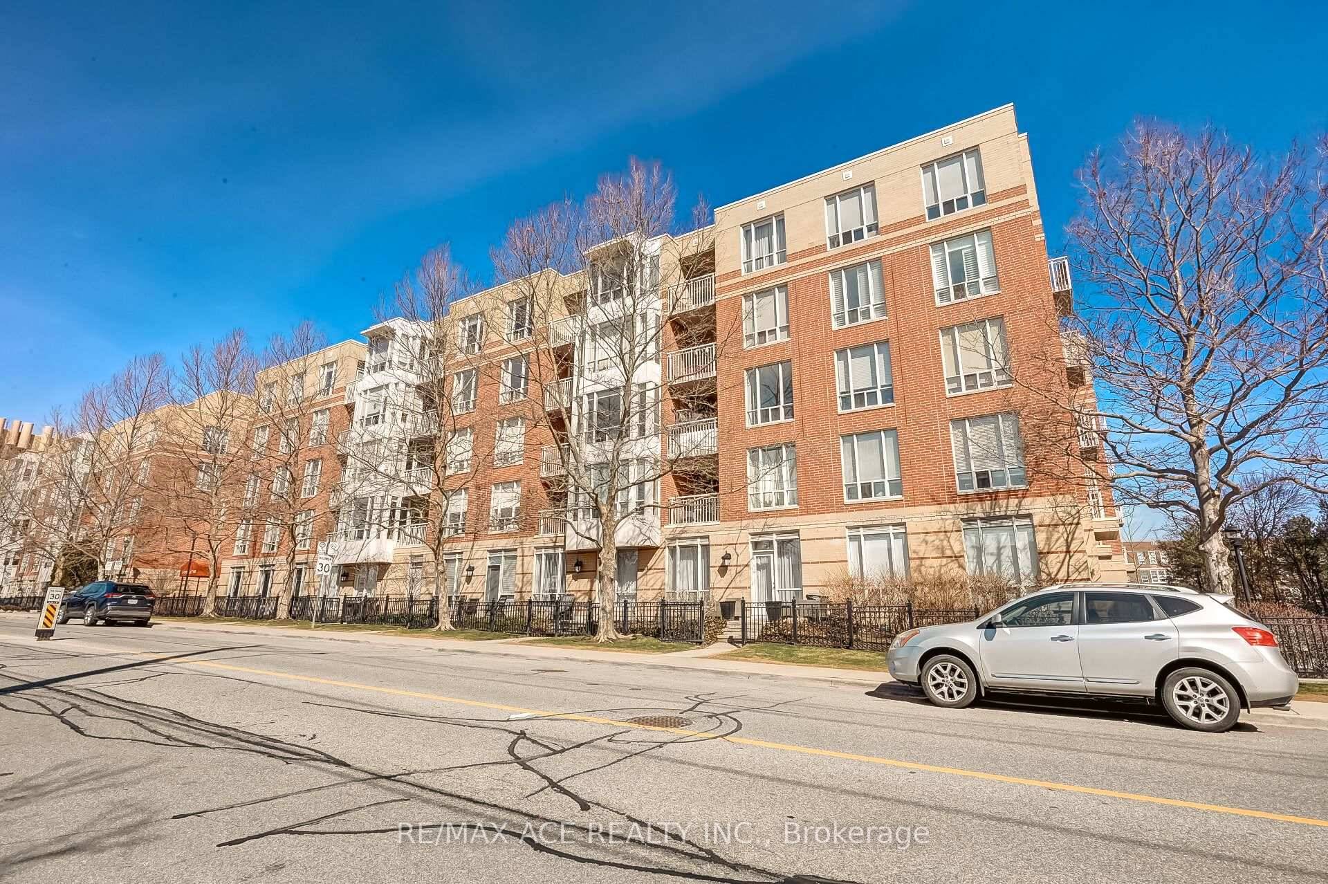 Discover the Charm of Lawrence Park South 481 Rosewell Ave, Unit 408Tucked away on a quiet, tree lined street in the heart of Lawrence Park South, this elegant residence offers ...