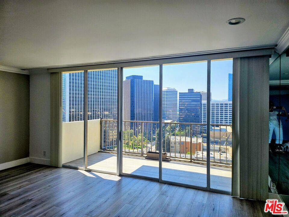 2160 CENTURY PARK EAST 1BR Beverlywood La