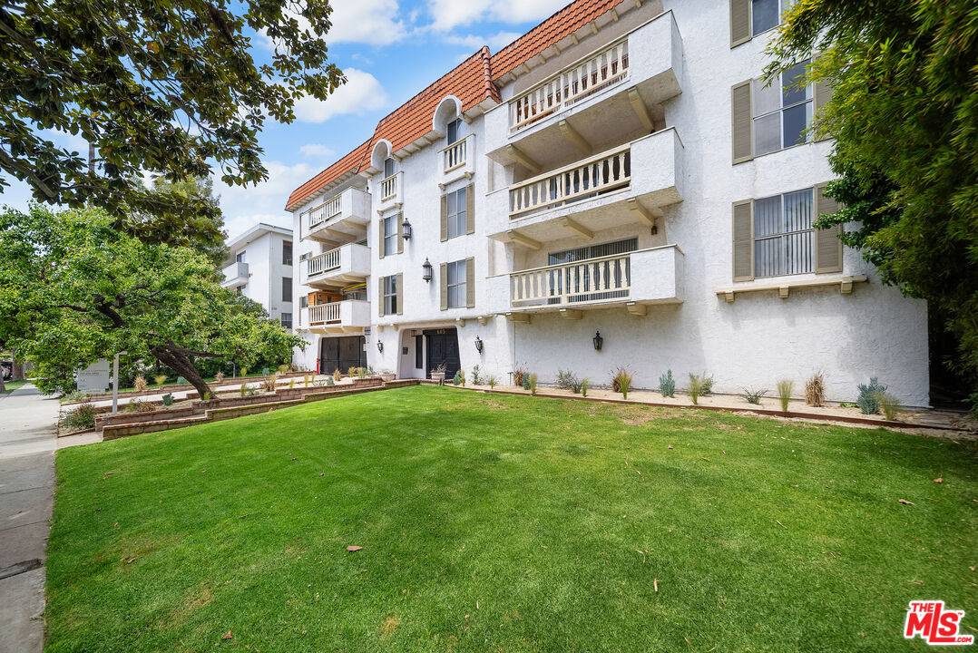 605  San Vicente Blvd 1.0 Pacific Palisades LA