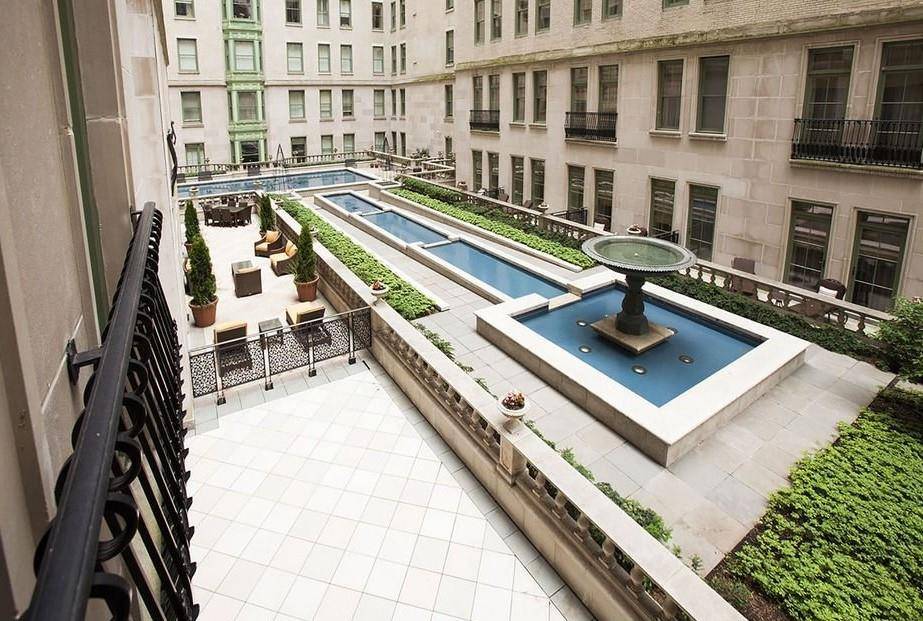 CAP RATE APPRX 6 GREAT INVESTMENT PROPERTY AND PIED A TERRE.