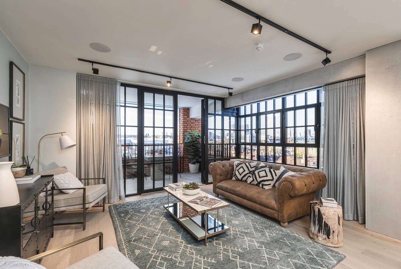 This is landmark living designed across heritage and newly built contemporary buildings, offering a distinctive collection of 1, 2 & 3 bedroom warehouse style apartments.