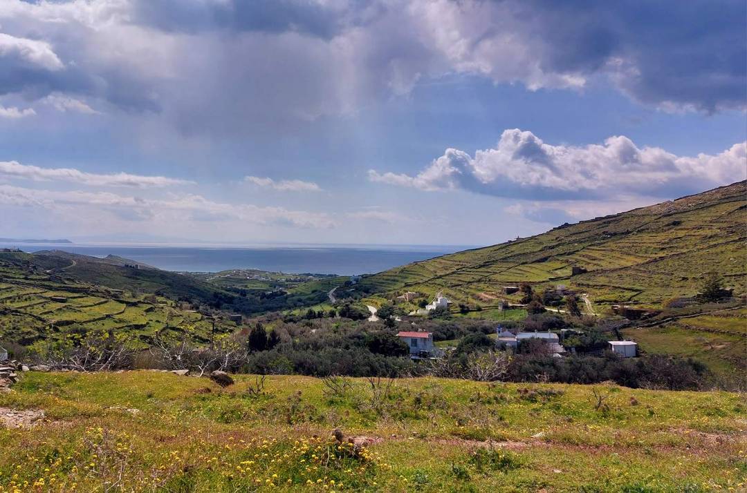 Expansive Land with Restoration Potential in Peaceful Priastro Village, Tinos Island