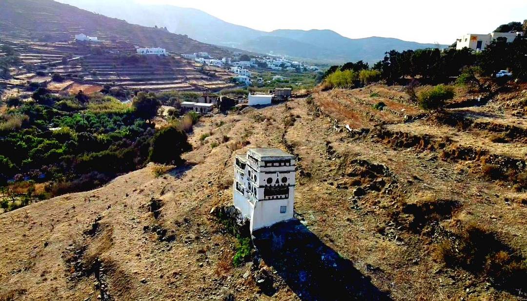 Discover Perastra Village: A UNESCO-Protected Gem Near Tinos Town and Kolymbithra Beach