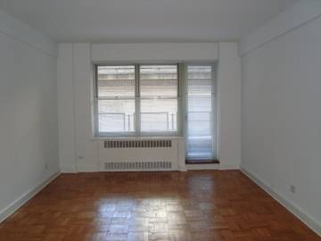 Beautifully Renovated Spacious Pre-war One Bedroom with Terrace in Murray Hill .