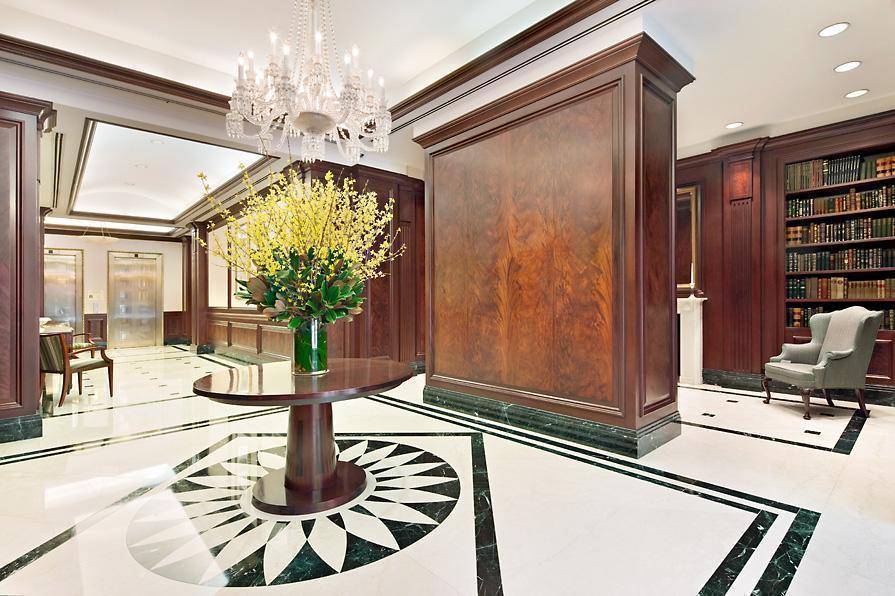 The Beekman Regent