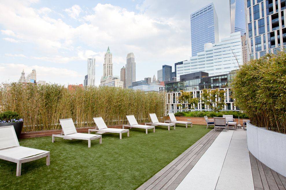 JUST LISTED! Spacious 1 Bedroom in TriBeCa!
