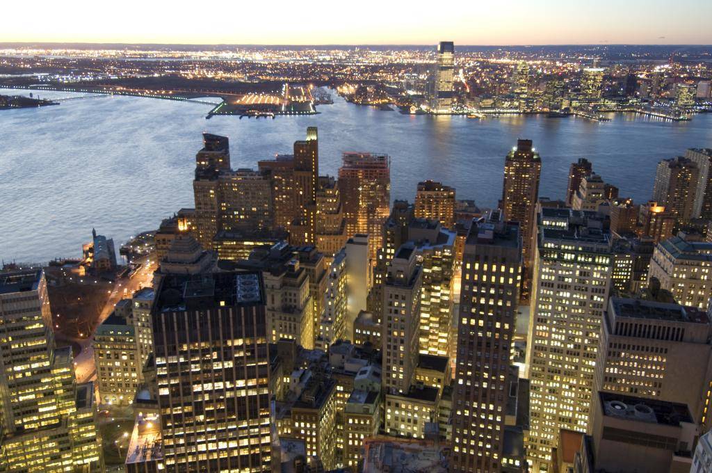 Nest Seekers, 20 Exchange Place, Financial District Rentals, Financial District Condo
