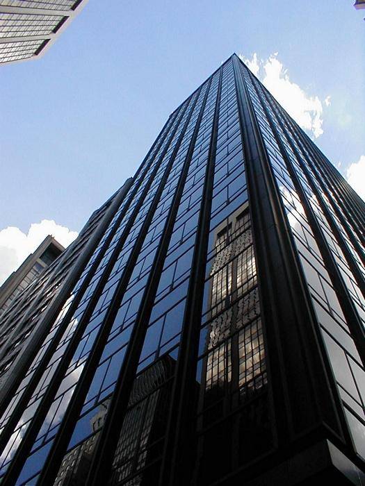Downtown Sleek Luxury Studio Rental --Gym--Doorman--Rooftop--$2395 
