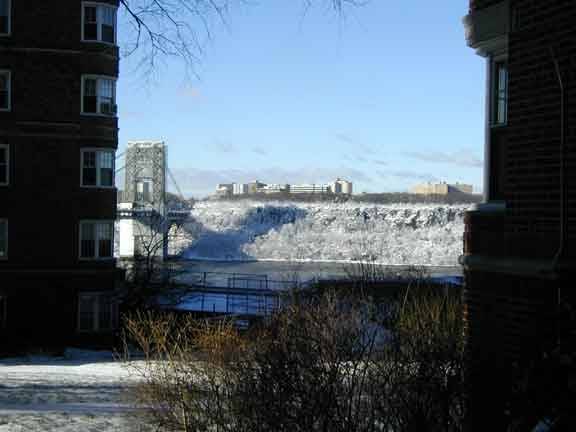 Hudson Heights Opportunity - 6 Bedroom - Waterview