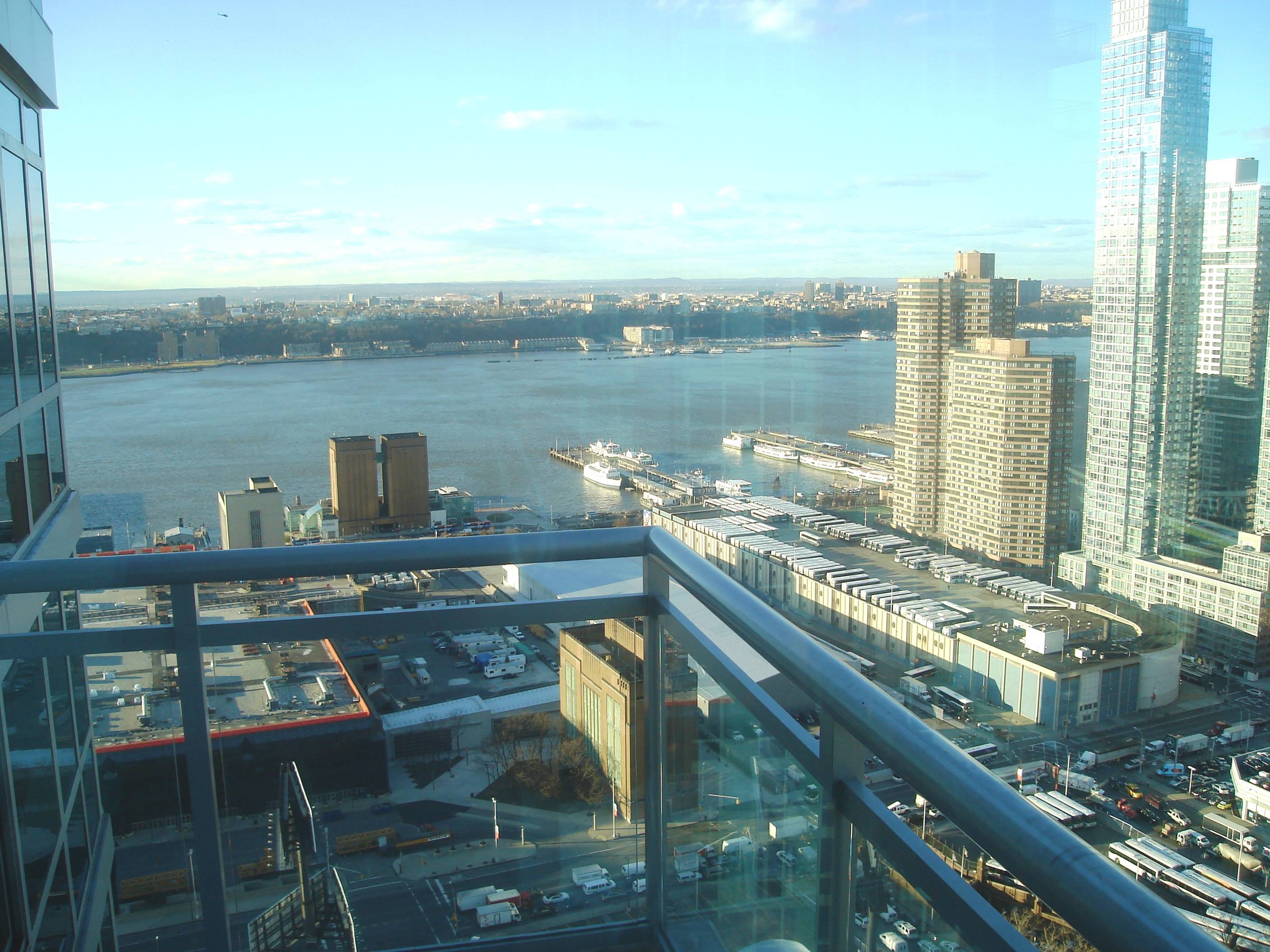 LUXURY ONE BEDROOM - GARMENT DISTRICT