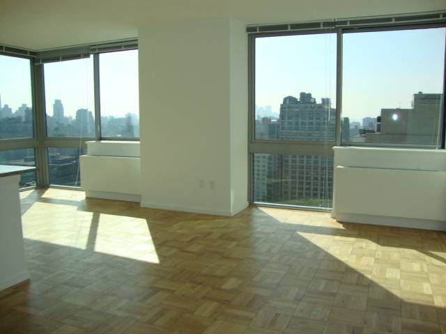 GORGEOUS Modern Renovated 1 Bed 1 Marble Bath!! Luxury Doorman Building with Amazing River and City Views!! West 30's!! Call NOW!!