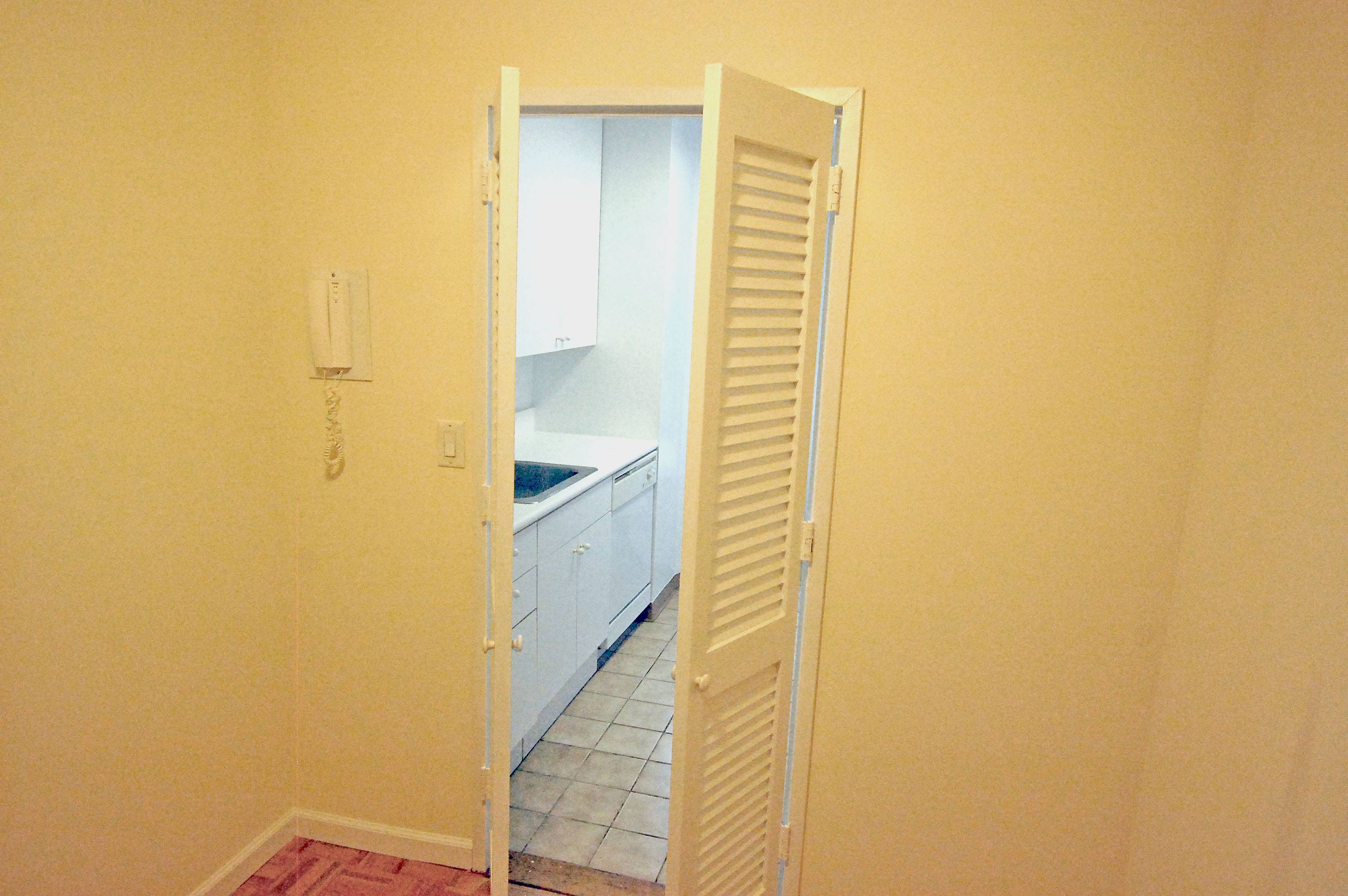 Midtown East Two Bedroom, Two Bath, Amazing Location, Doorman, Close To All
