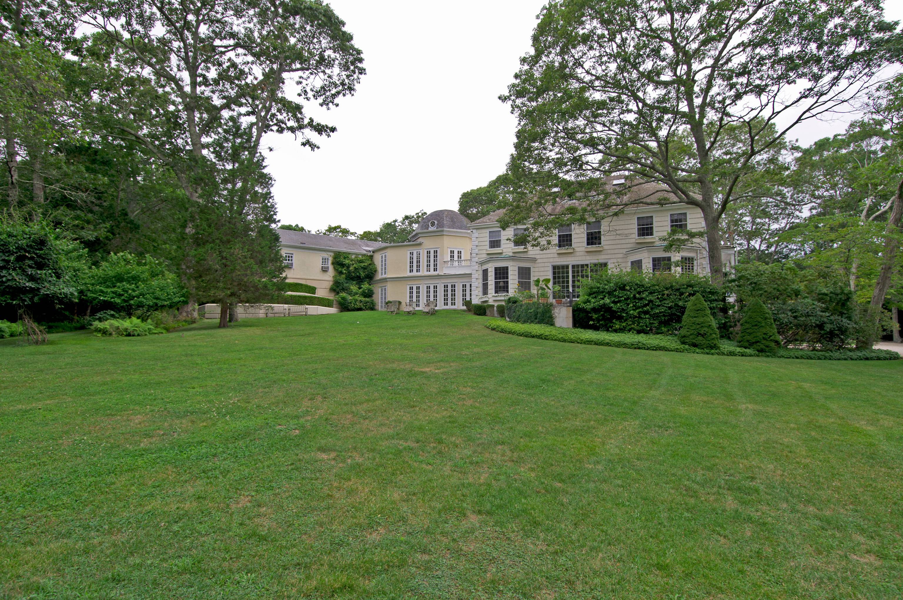 GRAND LANDMARK ESTATE ON 5.5 ACRES