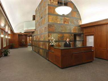  TOTALLY RENOVATED, BEAUTIFUL OVER SIZED ALCOVE STUDIO IN THE HEART OF UPER EAST SIDE!  