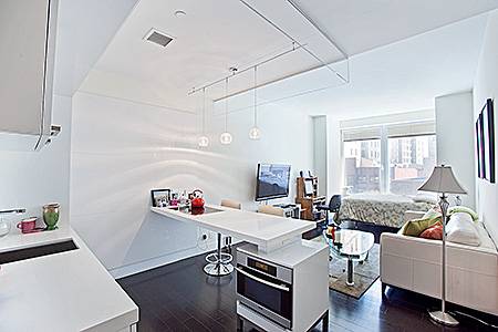 Want to live in a building with amazing amenities, full service ,stunning apartments ? you just found it           