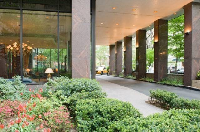 Three Bedroom Three Bath Convertible 4 BR in Upper East Side...!.