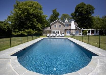 BRIDGEHAMPTON SOUTH WITH POOL AND TENNIS
